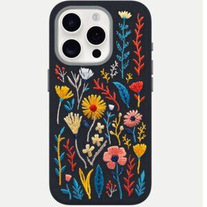 OtterBox iPhone 15 Pro Symmetry Enchanted Garden Cas